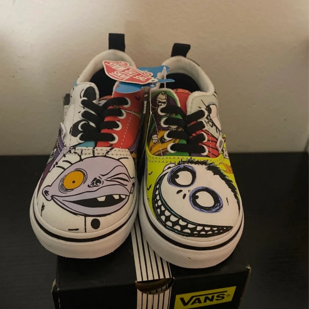 📍SOLD📍Nightmare Before Christmas Toddler Vans